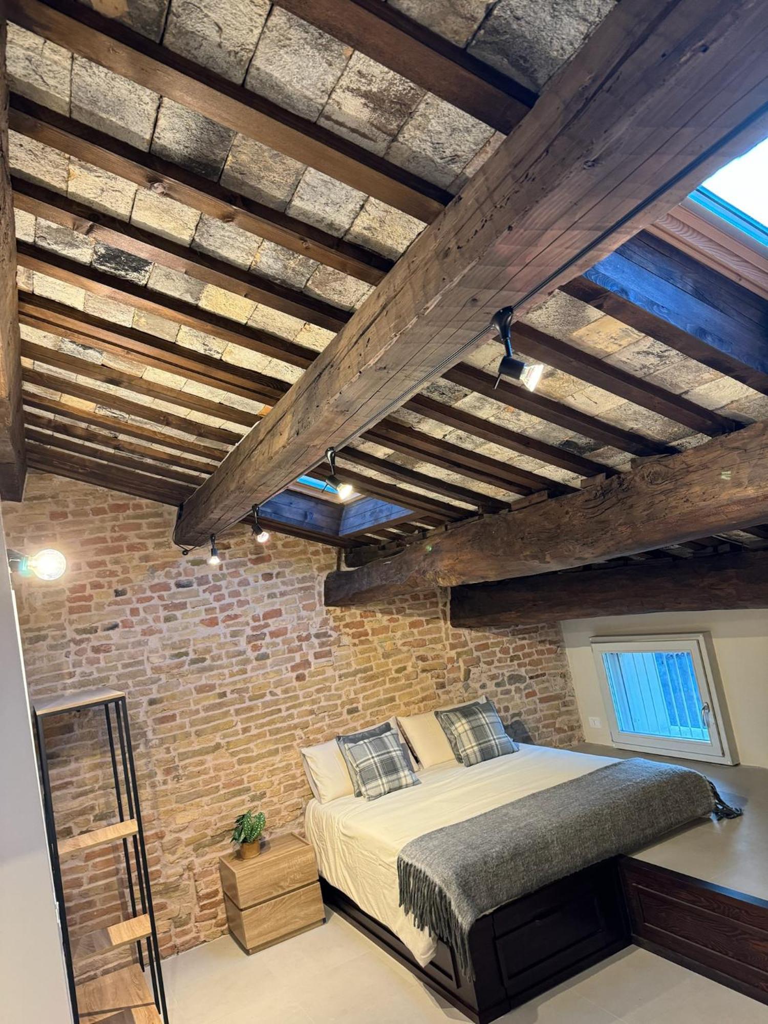 Noua Luxury Studio Apartments Равенна Екстер'єр фото