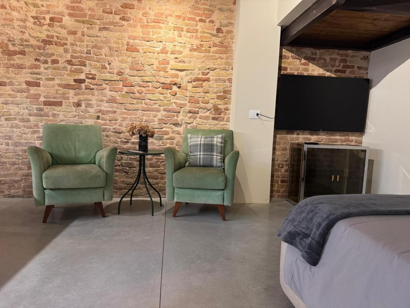 Noua Luxury Studio Apartments Равенна Екстер'єр фото