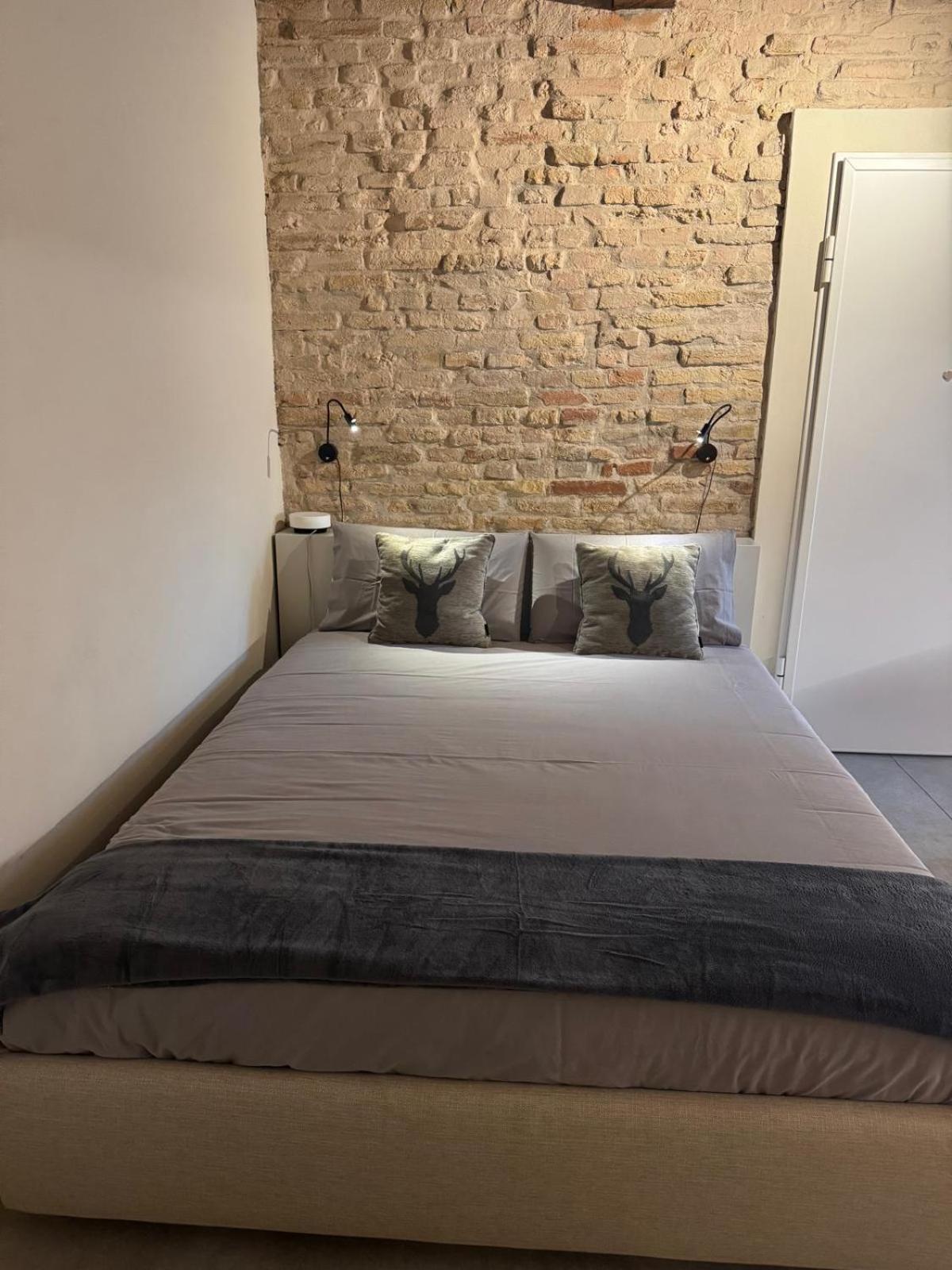 Noua Luxury Studio Apartments Равенна Екстер'єр фото